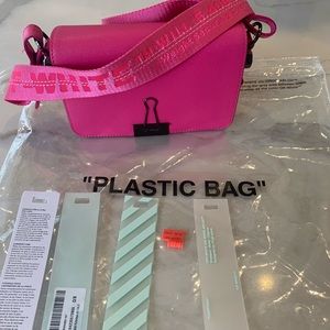 Pristine with tags - Off-White Binder Clip bag